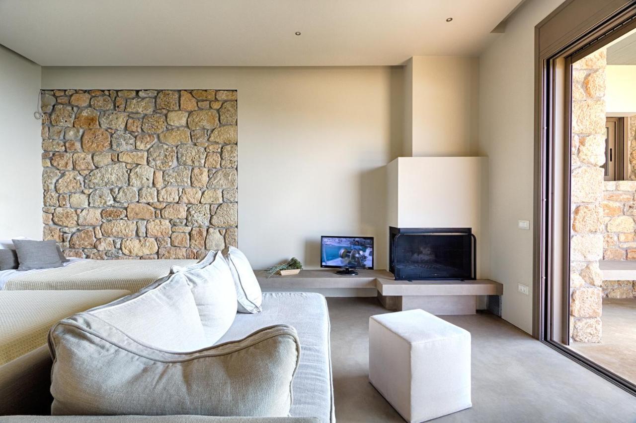 Euphoria Suites Avia Экстерьер фото