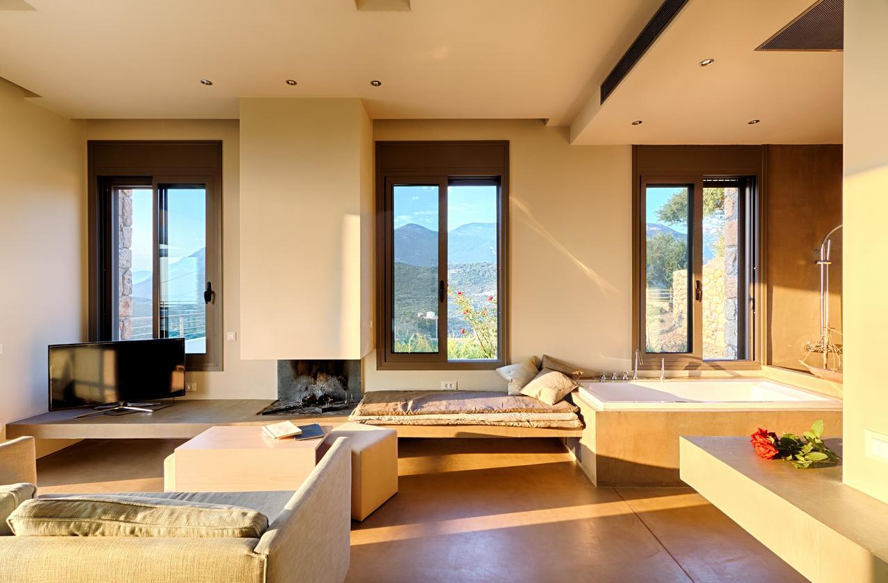 Euphoria Suites Avia Экстерьер фото